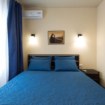 New Apartments In The Centre - Kuznechna Str. 26/3 ハルキウ エクステリア 写真