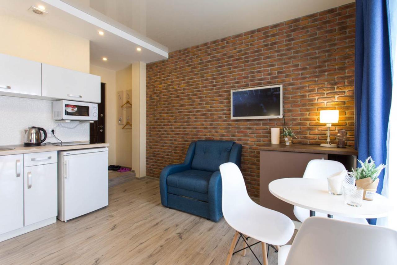 New Apartments In The Centre - Kuznechna Str. 26/3 ハルキウ エクステリア 写真