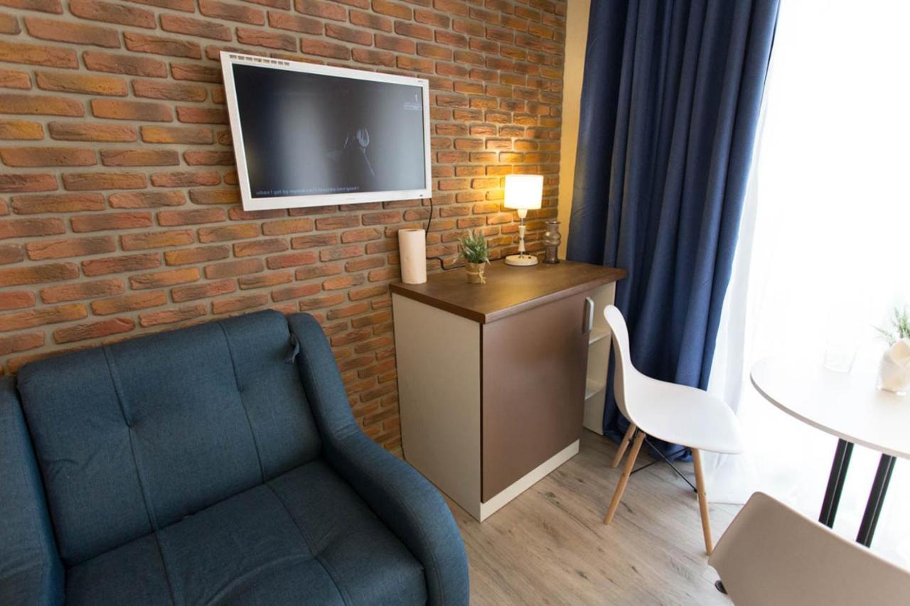 New Apartments In The Centre - Kuznechna Str. 26/3 ハルキウ エクステリア 写真