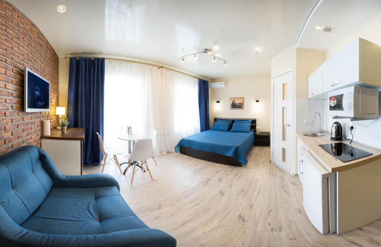New Apartments In The Centre - Kuznechna Str. 26/3 ハルキウ エクステリア 写真